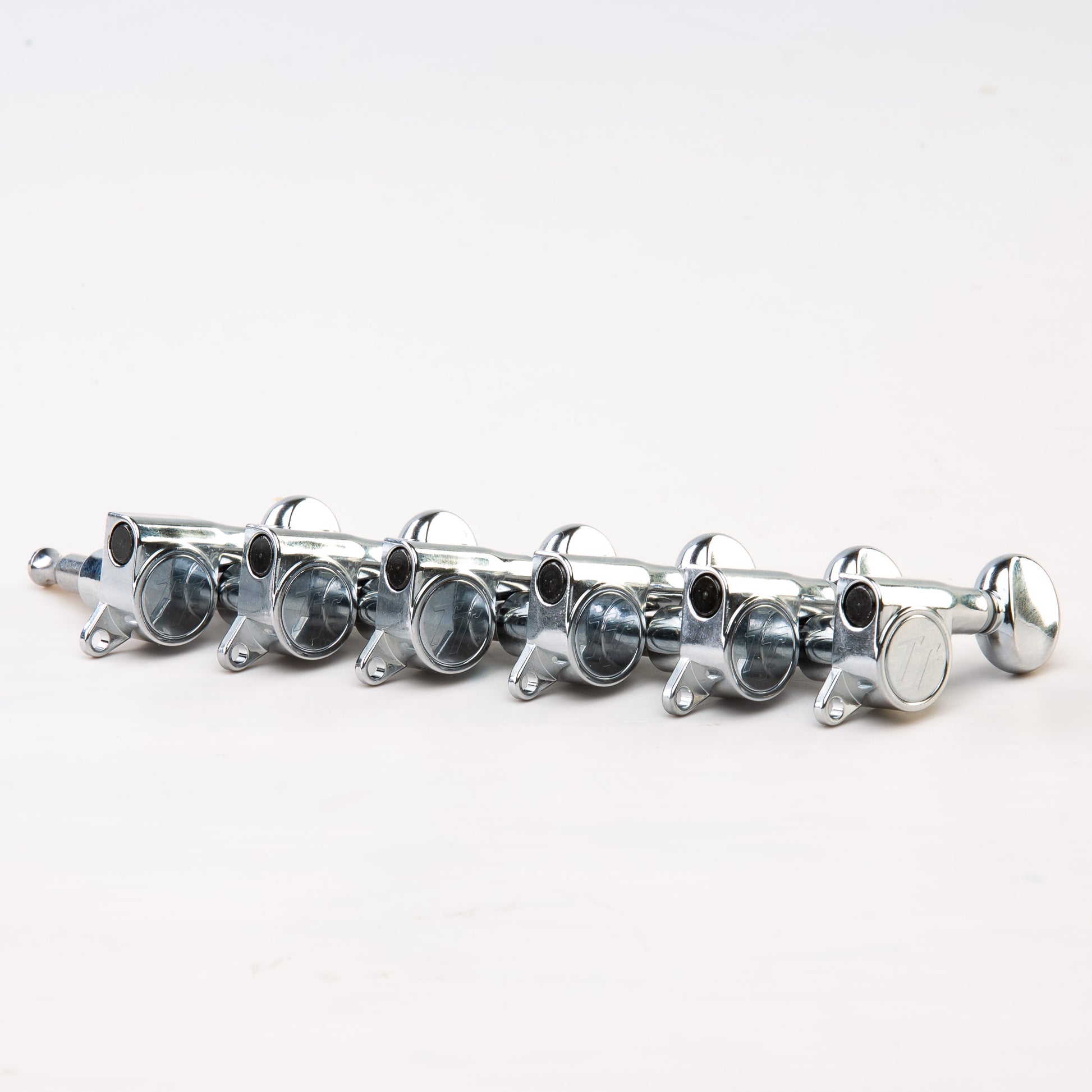 Allparts Top Tier 6 in-line keys set view chrome