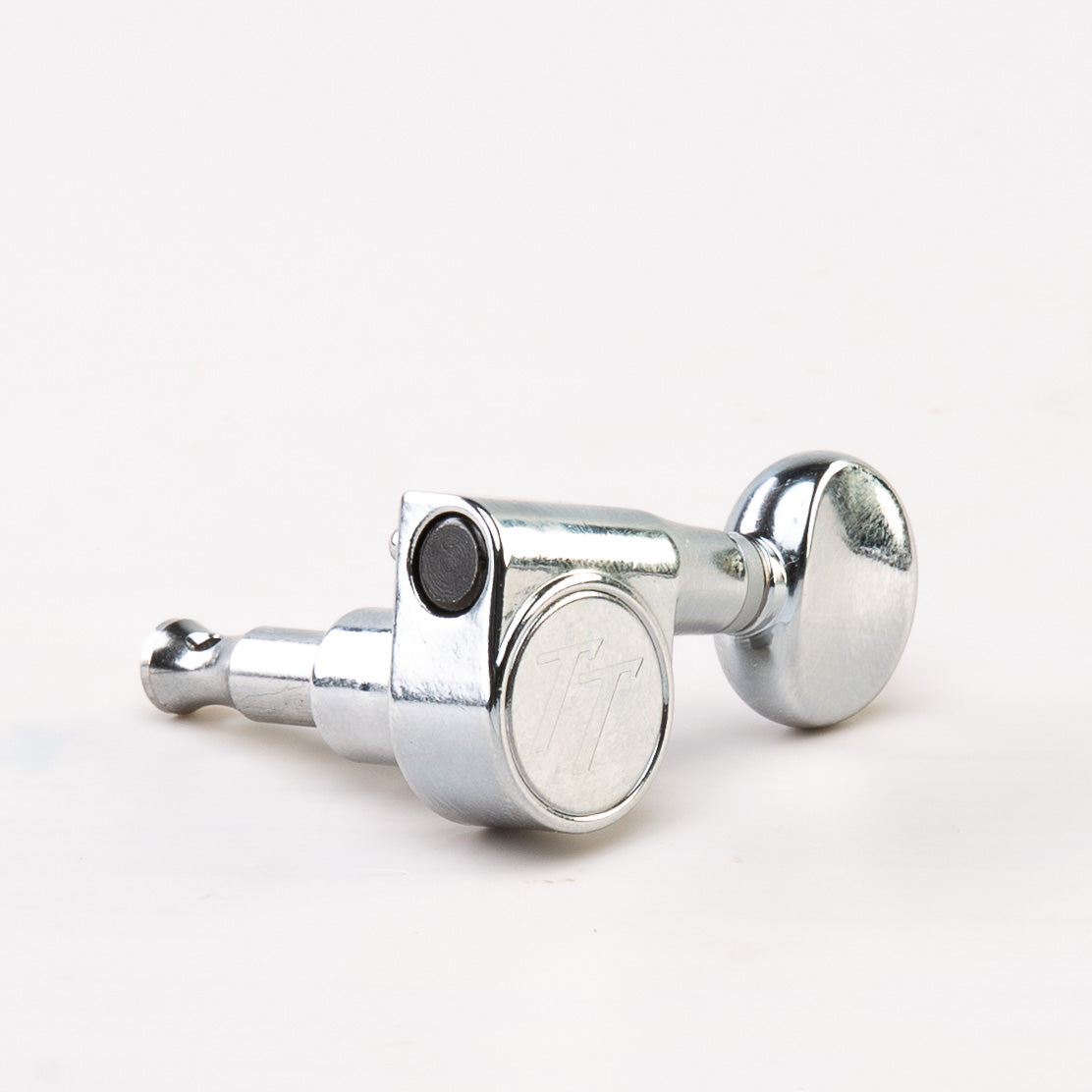 Allparts Top Tier Modern mini keys 6 in line single key front view chrome