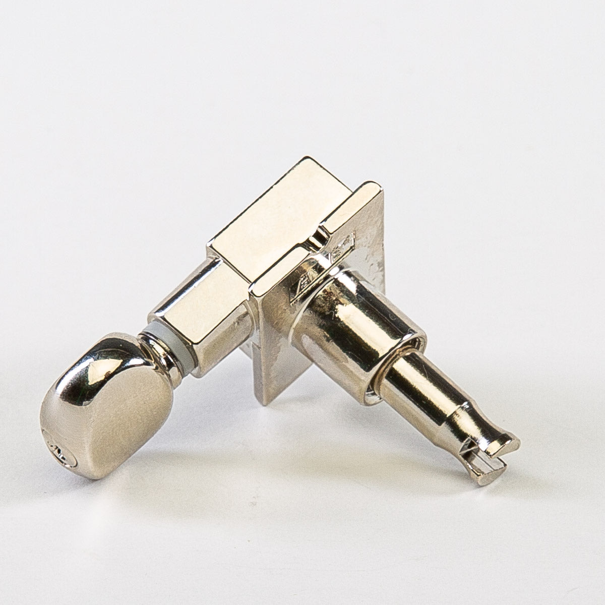 Allparts Top Tier 6 in-line staggered post keys w/ oval button single back view nickel